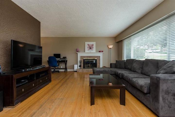 262164825-4 at 11355 95 Avenue, Annieville, N. Delta