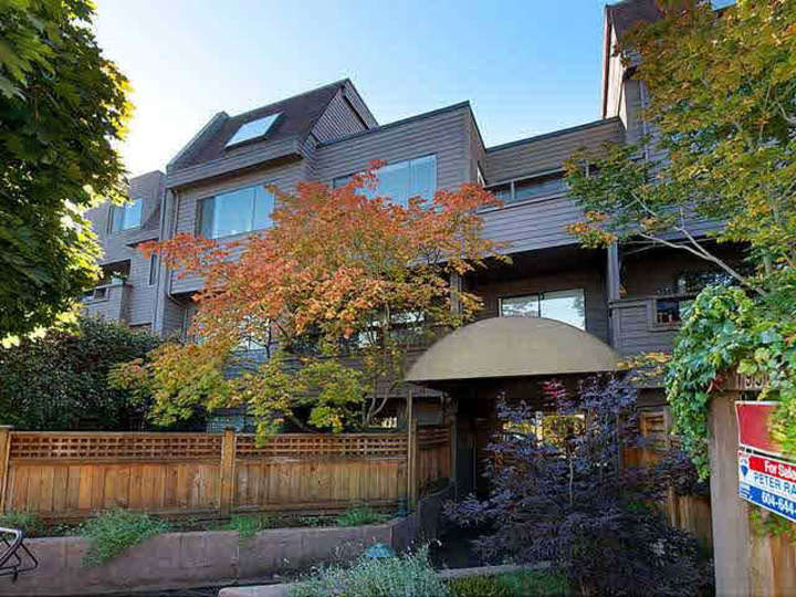 2 at 311 - 1990 6th Avenue, Kitsilano, Vancouver West