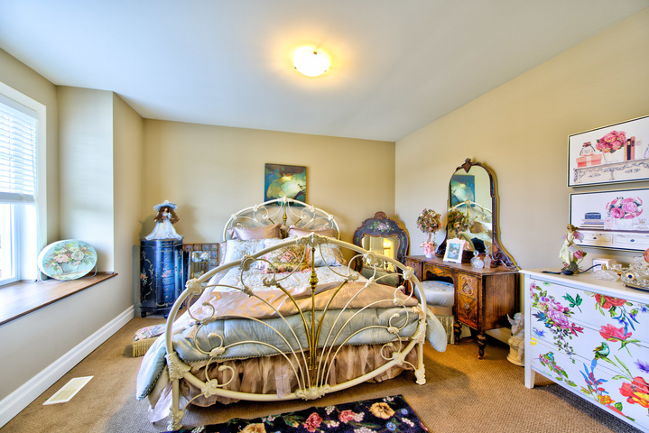 Bedroom at 17910 70a Avenue, Cloverdale