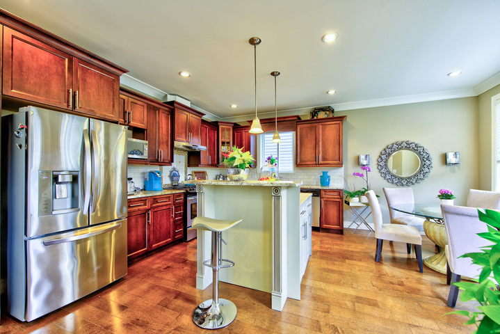 KItchen at 17910 70a Avenue, Cloverdale