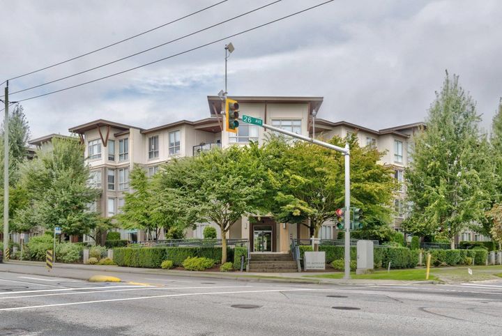 15988-26-avenue-grandview-surrey-south-surrey-white-rock-01 at 324 - 15988 26 Avenue, Grandview Surrey, South Surrey White Rock