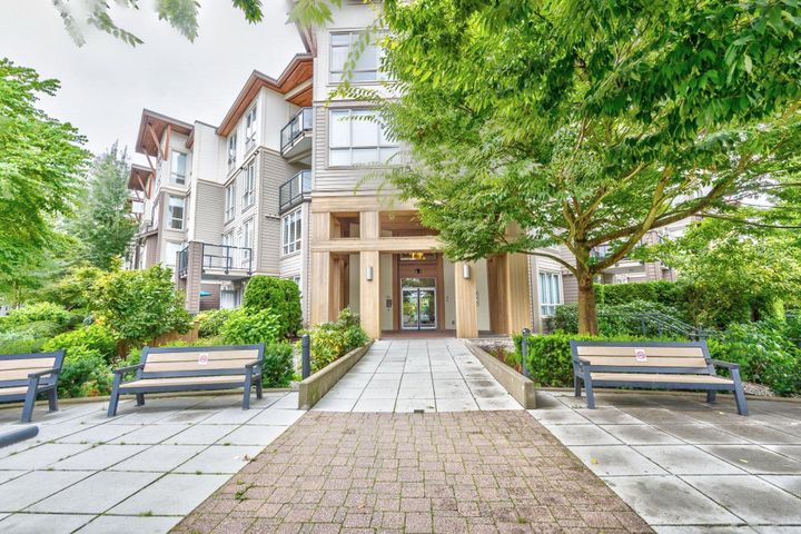 15988-26-avenue-grandview-surrey-south-surrey-white-rock-03 at 324 - 15988 26 Avenue, Grandview Surrey, South Surrey White Rock