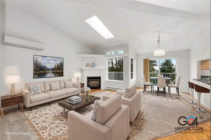 12 at 34 - 9933 Chemainus Road