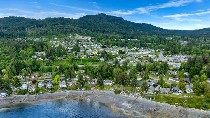 dji_0552 at Ladysmith - 427a Walker Avenue