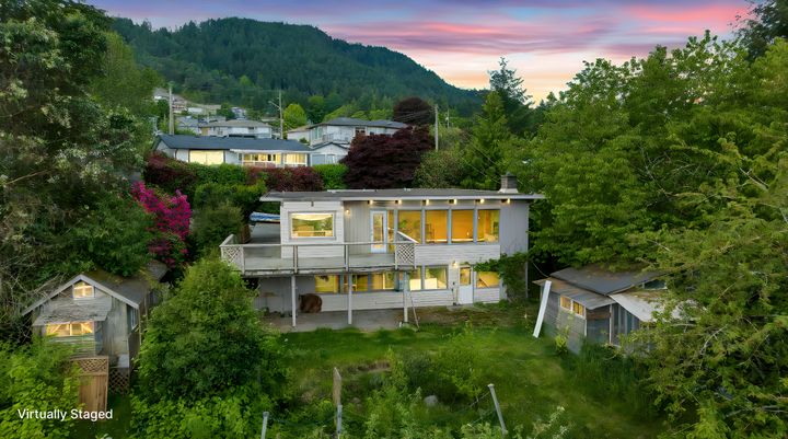 dji_0556-day-to-dusk-dusk-0 at Ladysmith - 427a Walker Avenue