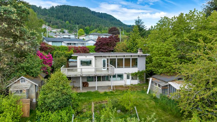 dji_0556 at Ladysmith - 427a Walker Avenue