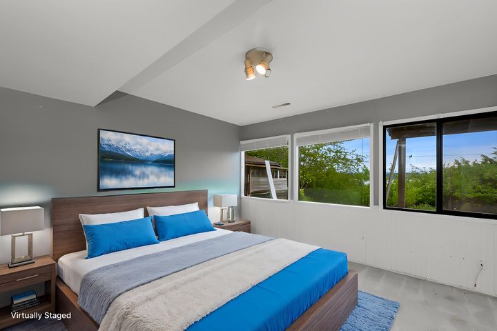 dsc_2765-bedroom-standard-2 at Ladysmith - 427a Walker Avenue