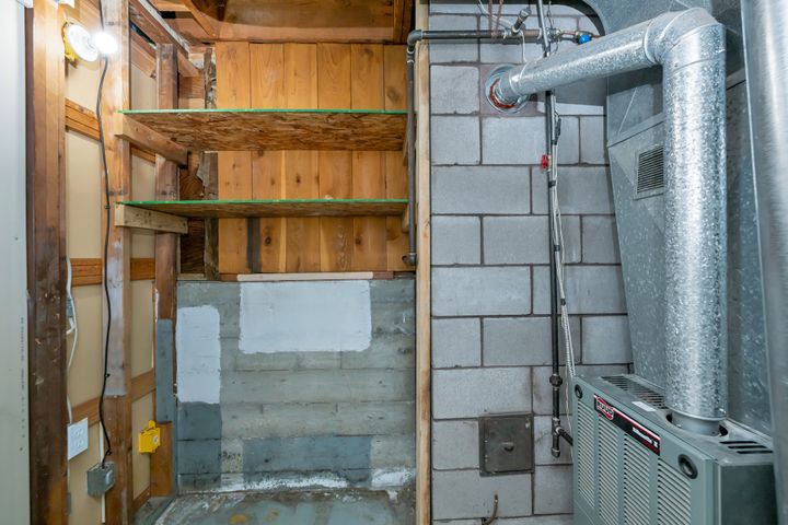 dsc_2771 at Ladysmith - 427a Walker Avenue