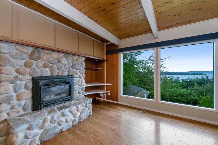 dsc_2798 at Ladysmith - 427a Walker Avenue