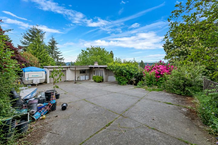 dsc_2814 at Ladysmith - 427a Walker Avenue