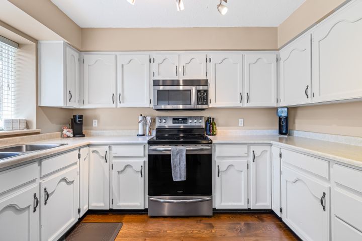 14 at 14450 19th Avenue, Sunnyside Park Surrey, South Surrey White Rock