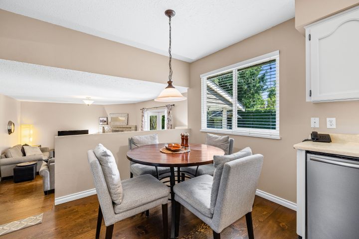 19 at 14450 19th Avenue, Sunnyside Park Surrey, South Surrey White Rock