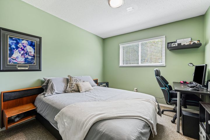 25 at 14450 19th Avenue, Sunnyside Park Surrey, South Surrey White Rock