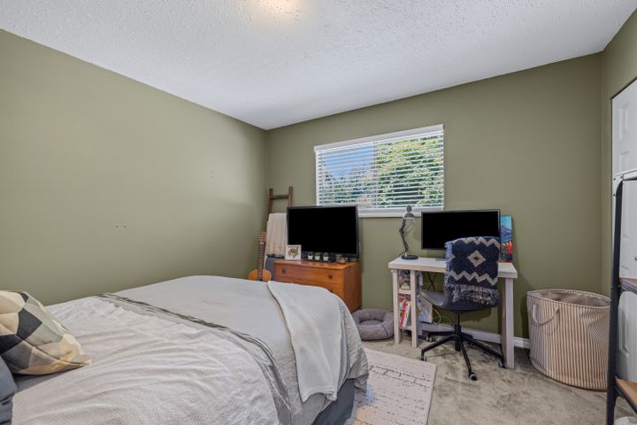 33 at 14450 19th Avenue, Sunnyside Park Surrey, South Surrey White Rock