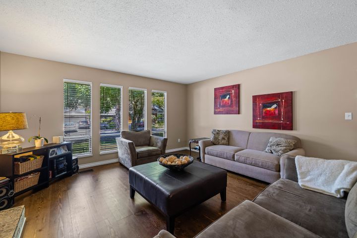 7 at 14450 19th Avenue, Sunnyside Park Surrey, South Surrey White Rock