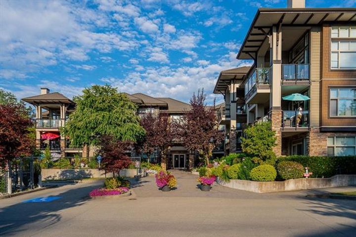 1 at 305 - 15195 36 Avenue, Morgan Creek, South Surrey White Rock