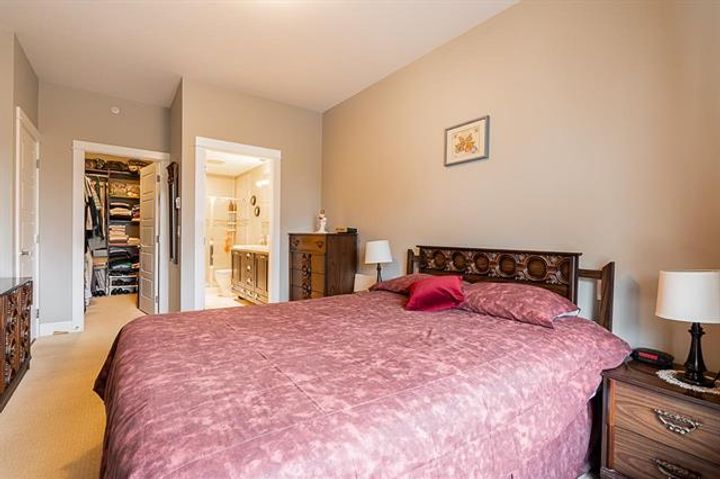 21 at 305 - 15195 36 Avenue, Morgan Creek, South Surrey White Rock