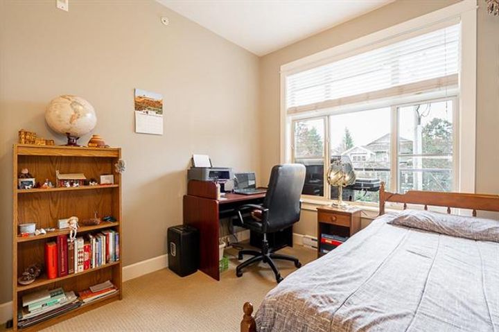 22 at 305 - 15195 36 Avenue, Morgan Creek, South Surrey White Rock