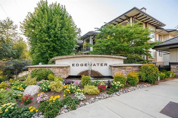 23 at 305 - 15195 36 Avenue, Morgan Creek, South Surrey White Rock