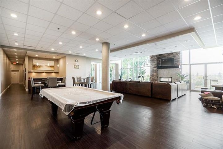 30 at 305 - 15195 36 Avenue, Morgan Creek, South Surrey White Rock