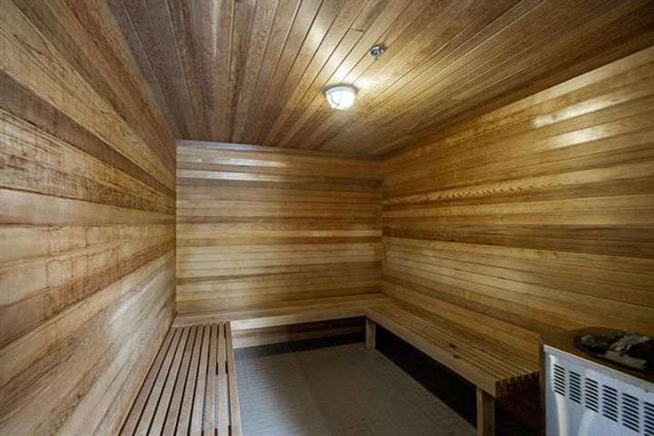 31 at 305 - 15195 36 Avenue, Morgan Creek, South Surrey White Rock