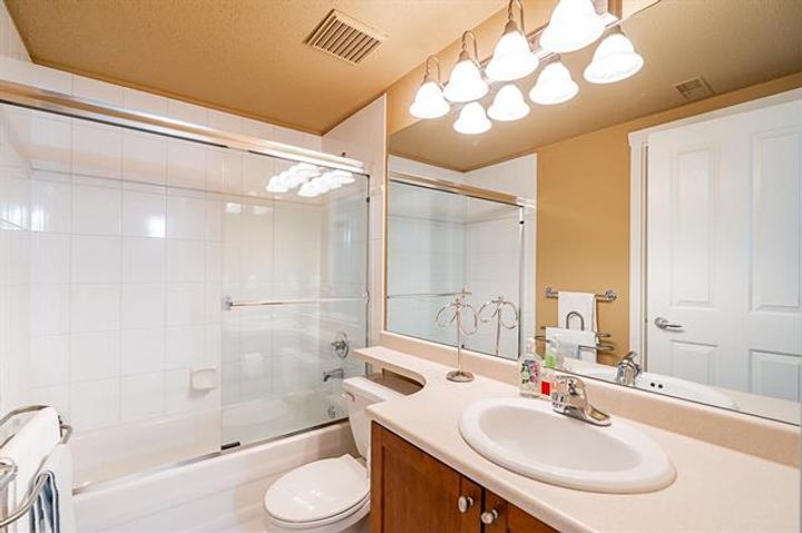 29 at 51 - 15450 Rosemary Heights Crescent, Morgan Creek, South Surrey White Rock