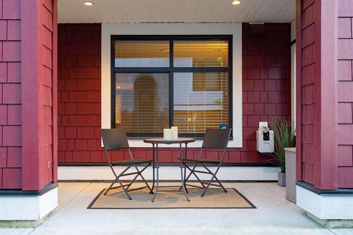 29 at 69 - 15677 28 Avenue, Grandview Surrey, South Surrey White Rock