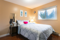 14-upper-level-bedroom at 35 - 7533 140 Street, East Newton, Surrey