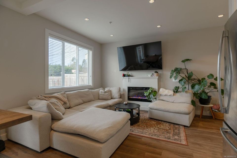 6717-ayre-sooke-vill-core-sooke-04