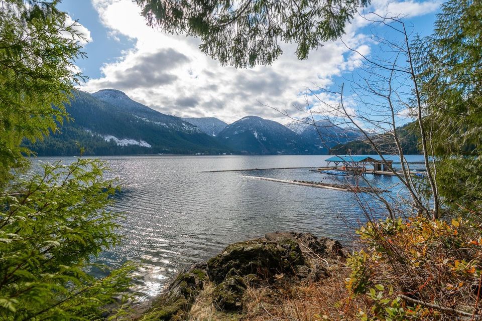 19320-pacific-rim-sproat-lake-port-alberni-02