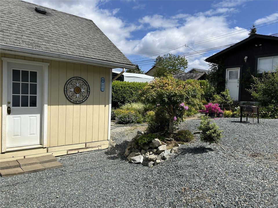 3661-7th-port-alberni-port-alberni-02