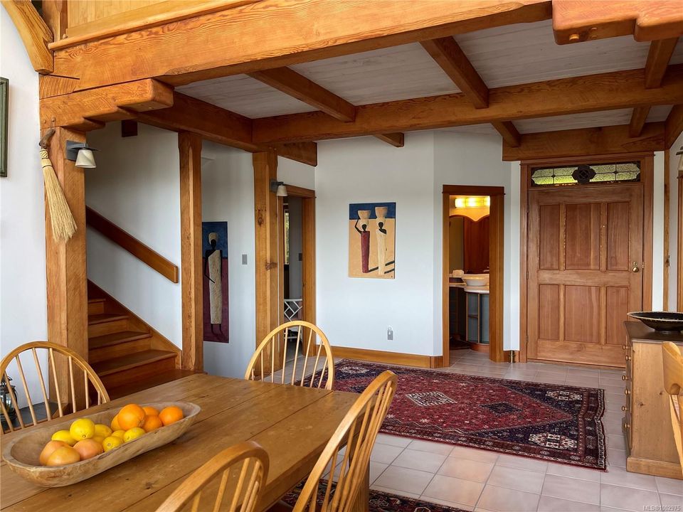 10271033-west-quadra-island-islands-05