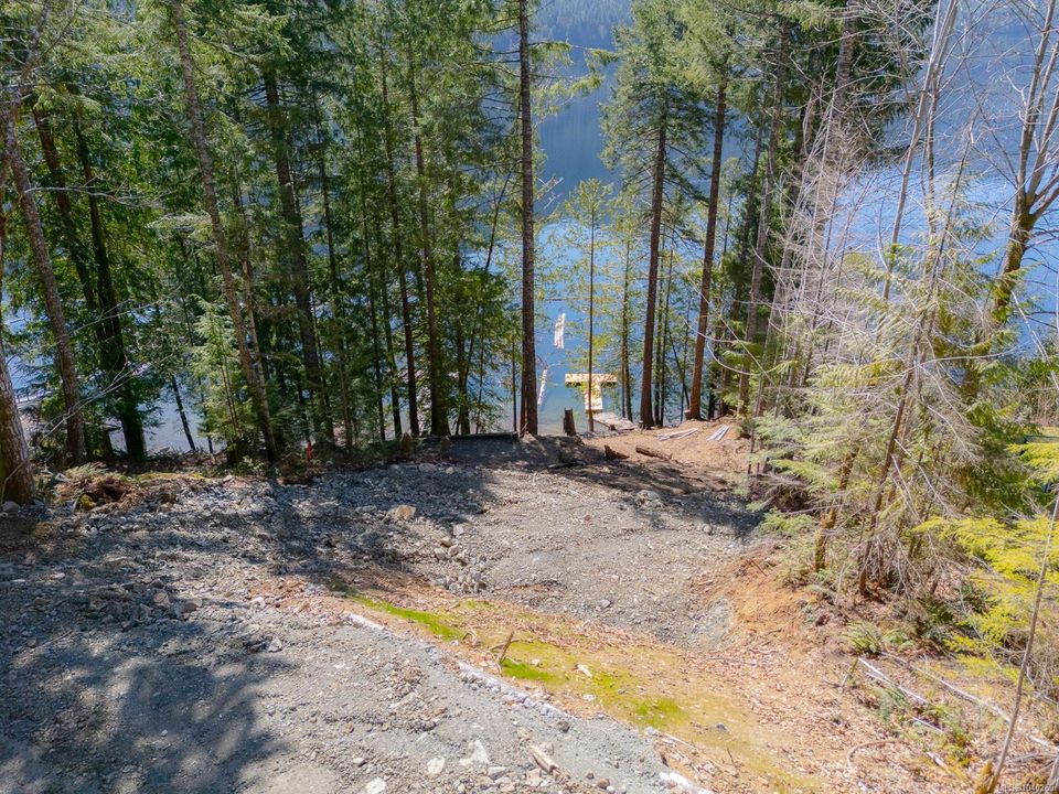 19350-pacific-rim-sproat-lake-port-alberni-03