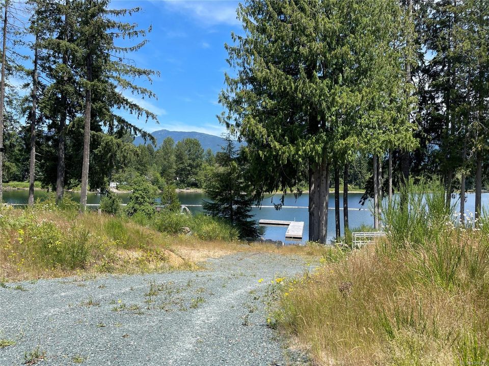 11258-pine-sproat-lake-port-alberni-05