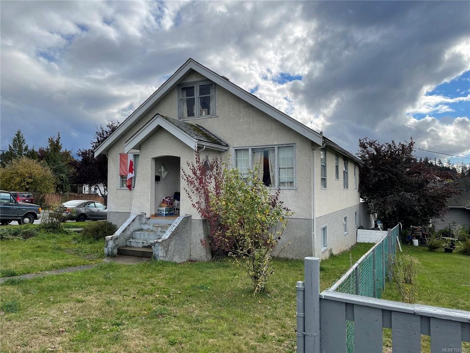 4508-redford-port-alberni-port-alberni-03