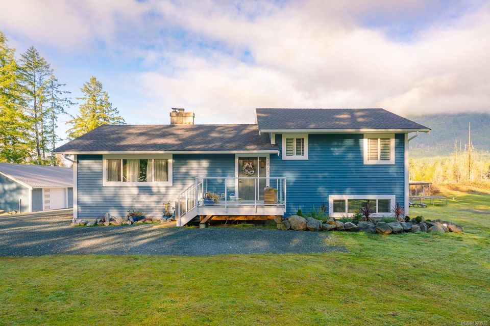 7801-7807-beaver-creek-alberni-valley-port-alberni-03