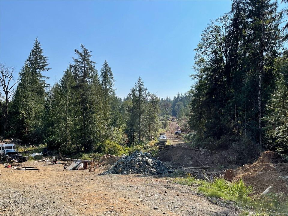7655-trill-pit-alberni-valley-port-alberni-03