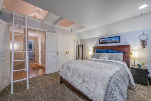 236-w-5th-street-lower-lonsdale-north-vancouver-20 at 236 W 5th Street, Lower Lonsdale, North Vancouver