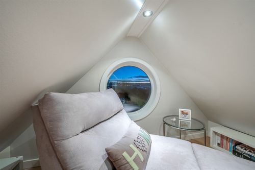 236-w-5th-street-lower-lonsdale-north-vancouver-22 at 236 W 5th Street, Lower Lonsdale, North Vancouver