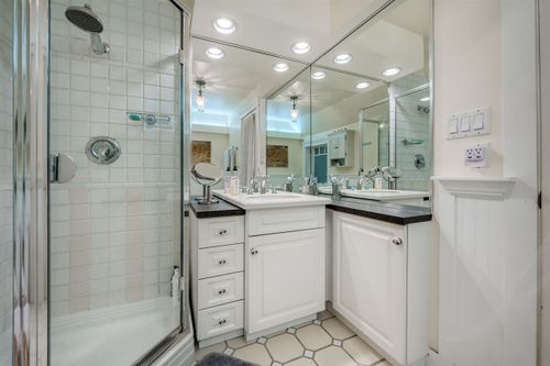 236-w-5th-street-lower-lonsdale-north-vancouver-29 at 236 W 5th Street, Lower Lonsdale, North Vancouver