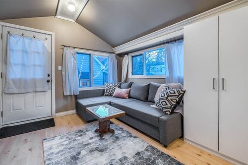 236-w-5th-street-lower-lonsdale-north-vancouver-34 at 236 W 5th Street, Lower Lonsdale, North Vancouver