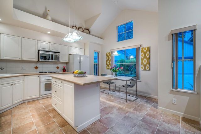 1550-larkhall-crescent-northlands-north-vancouver-14 at 59 - 1550 Larkhall Crescent, Northlands, North Vancouver