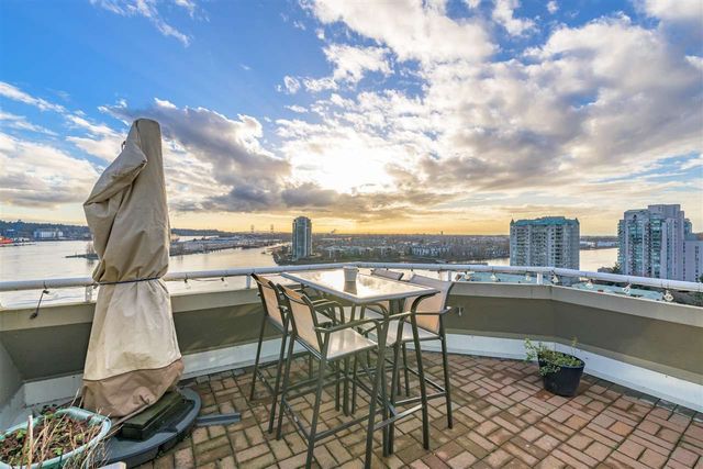 372454416a29cce770c2f726e9a01811 at 1605 - 1135 Quayside Drive, Quay, New Westminster