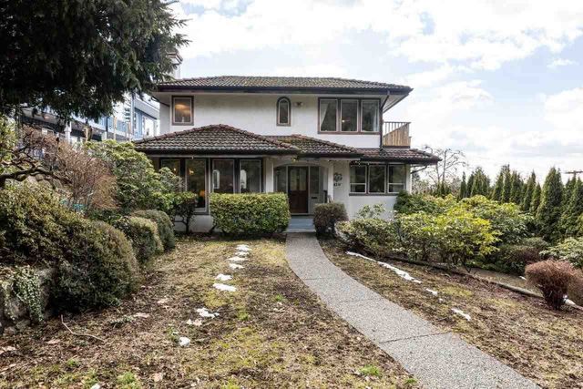 6108d262c8c1c86887946b224f87abb1 at 419 East 18th Street, Central Lonsdale, North Vancouver