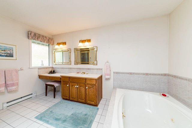 764ff13b143135b791a722708e3106e7 at 419 East 18th Street, Central Lonsdale, North Vancouver