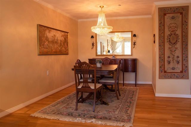 3160e1b588ad67d12f01bf1ba4d26c88 at 201 - 843 22nd Street, Dundarave, West Vancouver