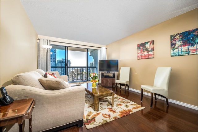 1515-eastern-avenue-central-lonsdale-north-vancouver-02 at 1103 - 1515 Eastern Avenue, Central Lonsdale, North Vancouver