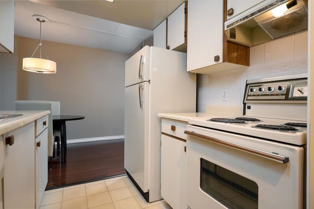 1515-eastern-avenue-central-lonsdale-north-vancouver-14 at 1103 - 1515 Eastern Avenue, Central Lonsdale, North Vancouver