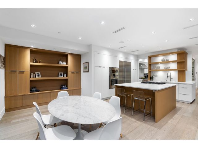 r2629287_11 at 1115 Dyck Road, North Vancouver