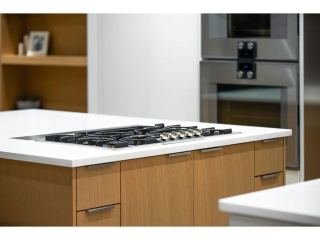 r2629287_15 at 1115 Dyck Road, North Vancouver